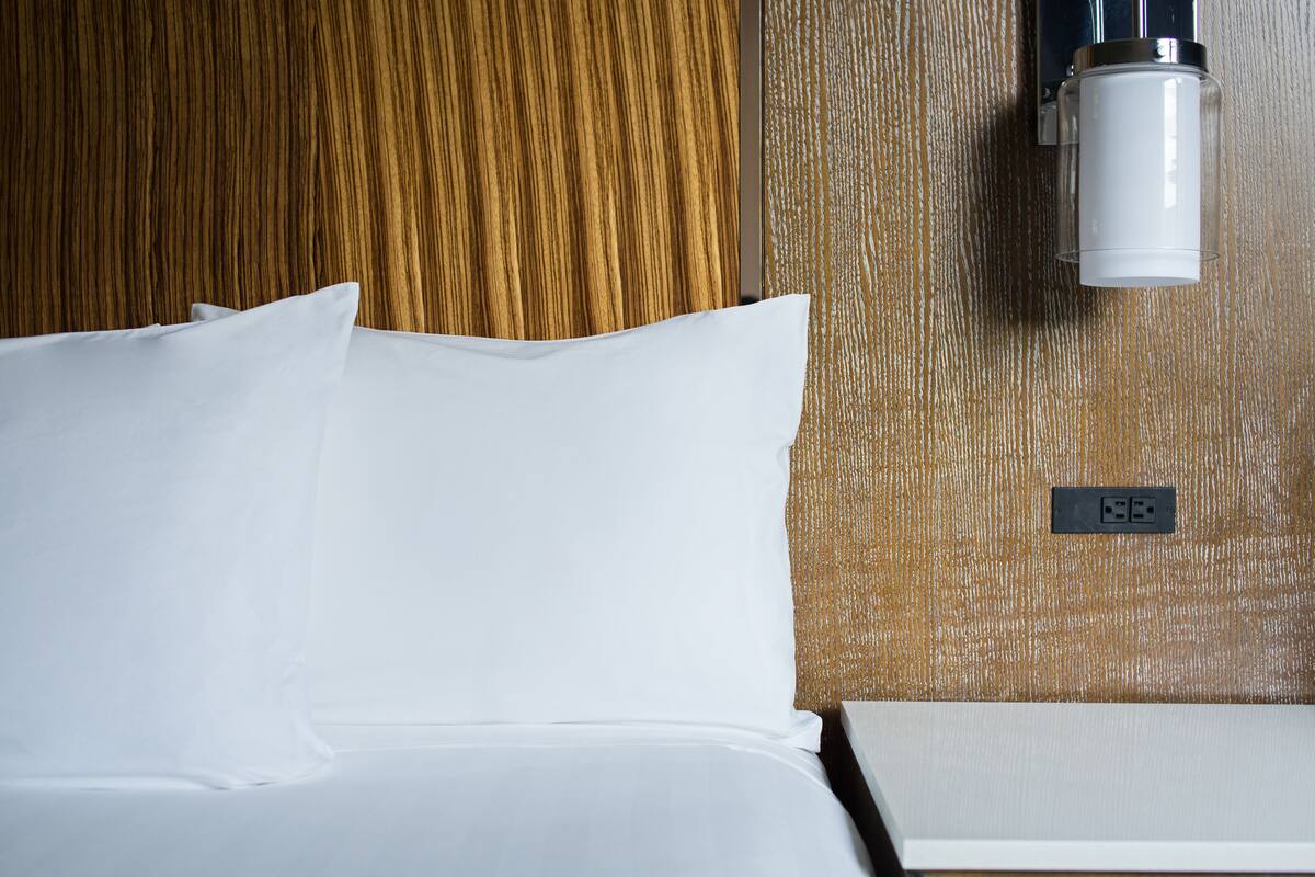 In-room safe, desk, iron/ironing board, cribs (surcharge)