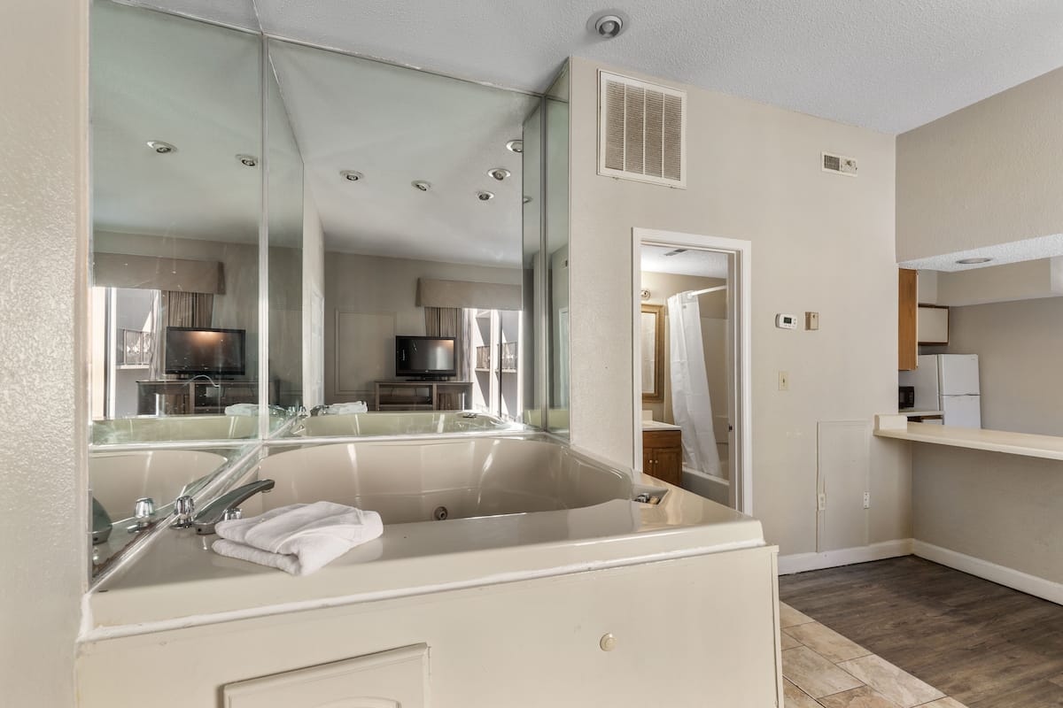 Suite | 2 habitaciones, escritorio, cortinas blackout y wifi gratis