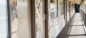 Cattle Country Lodge