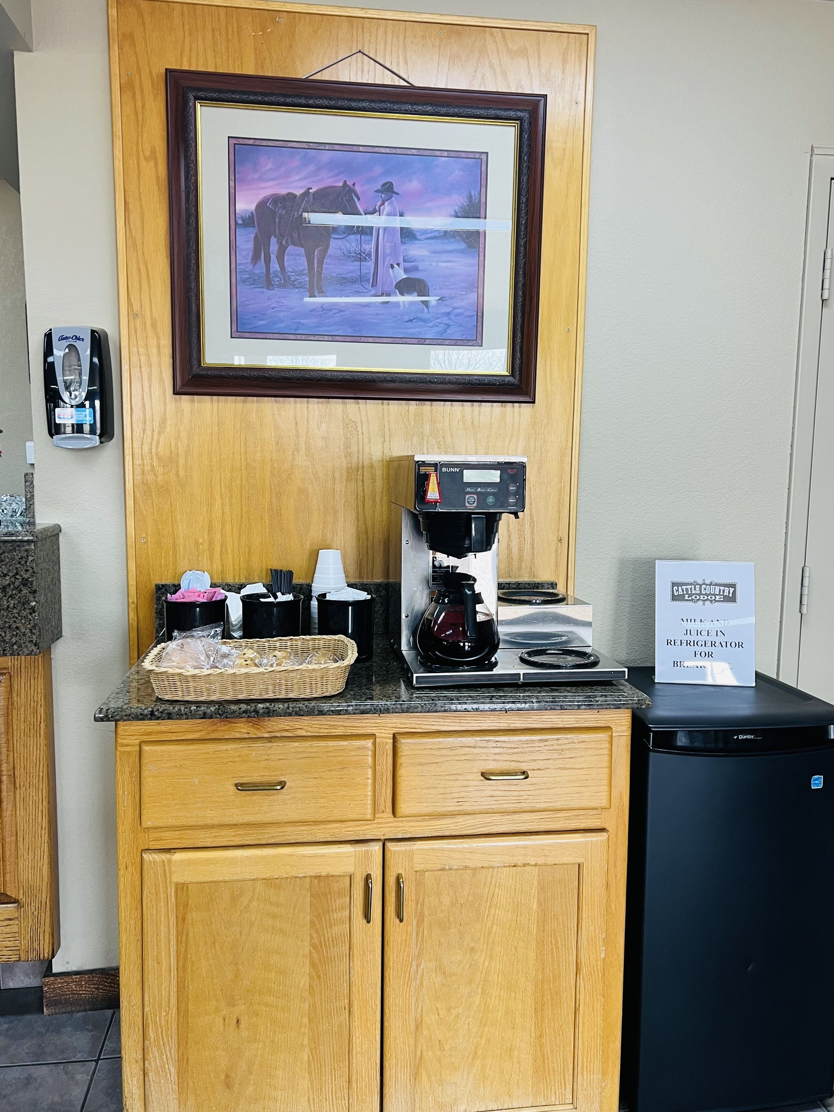 فطور أوروبي مجانًا يوميًا