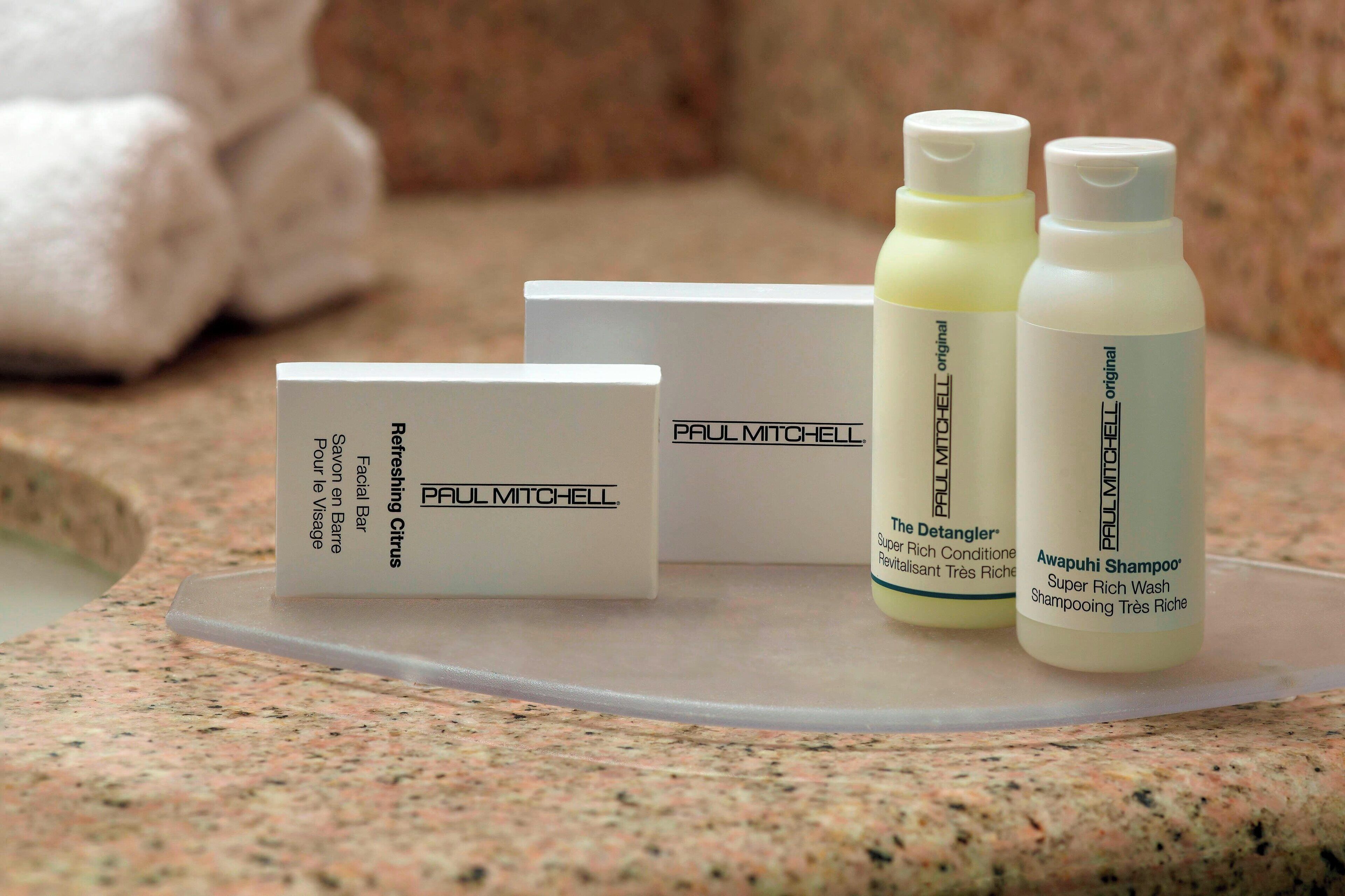 premium bedding, in-room safe, desk, laptop workspace