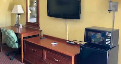 Regency Inn