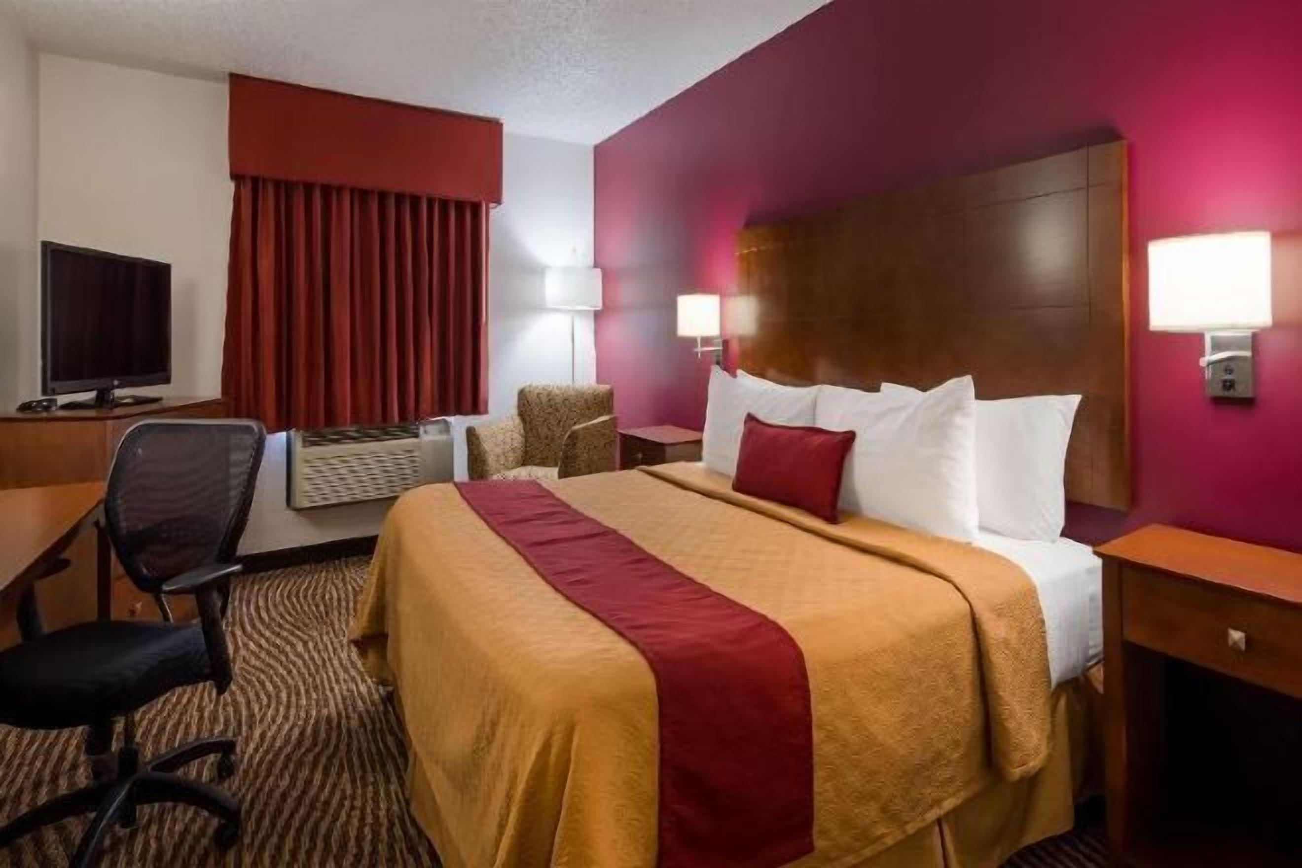 Bureau, espace de travail pour ordinateur portable