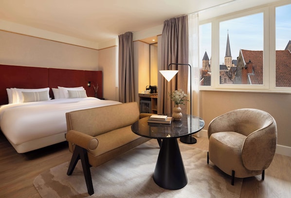 Premium Room (View) | Minibar, in-room safe, soundproofing, iron/ironing board - NH Collection Gent (Ghent)