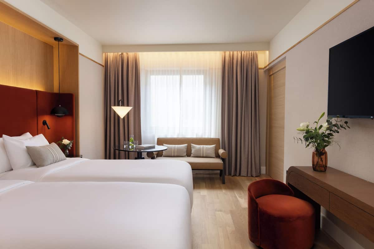 Minibar, in-room safe, soundproofing, iron/ironing board