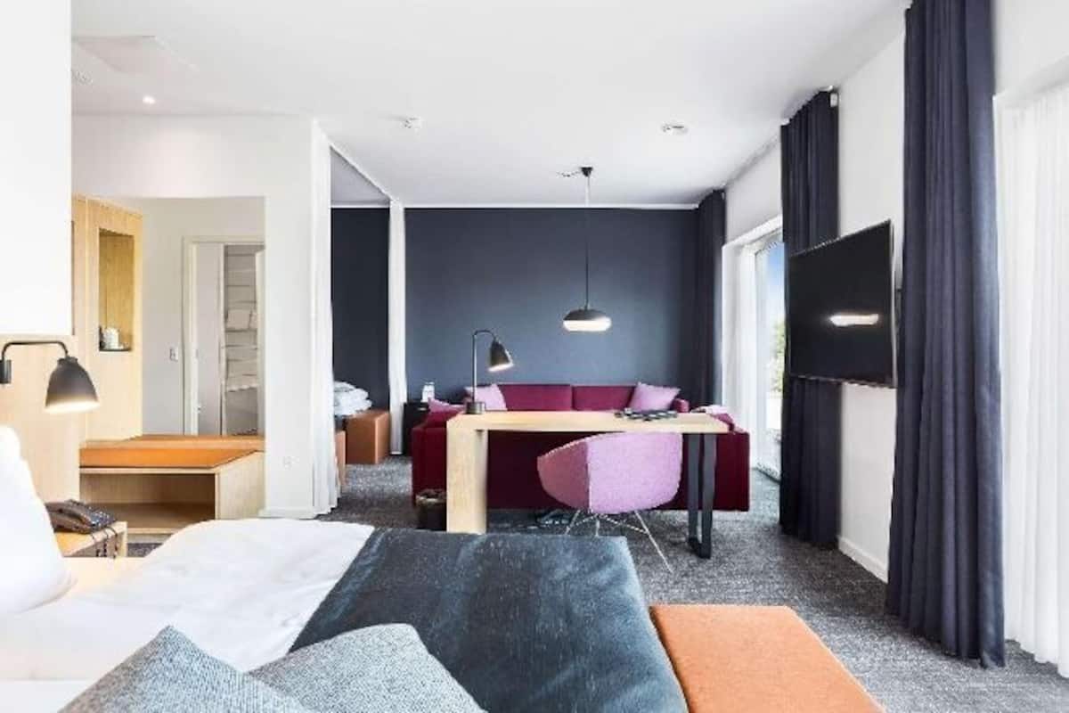 Allergiatestatut vuodevaatteet, tallelokero huoneessa