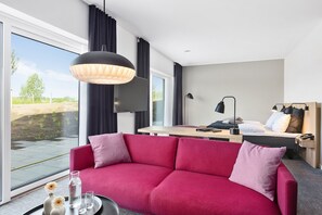 Premium Room, 1 King Bed, Non Smoking, Terrace (Living Room;with Sofabed) | Hypo-allergenic bedding, in-room safe, individually decorated - Best Western Plus Hotel Fredericia (Fredericia)