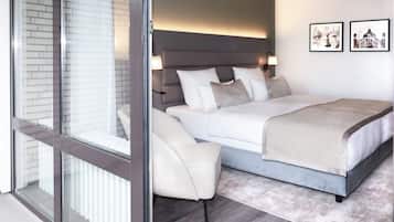 Minibar, desk, soundproofing, iron/ironing board