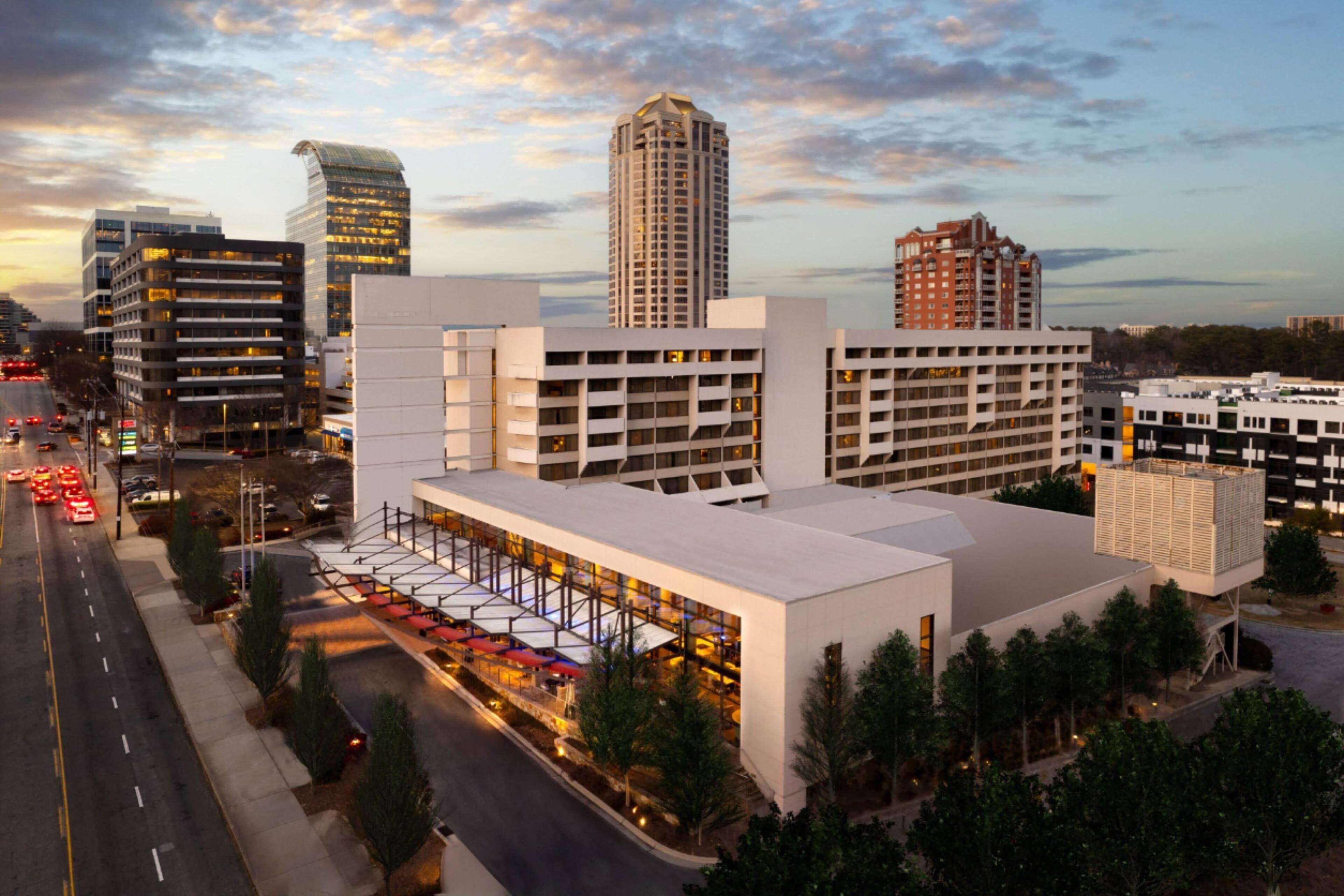 Photo - Wyndham Atlanta Buckhead Hotel & Conference Center