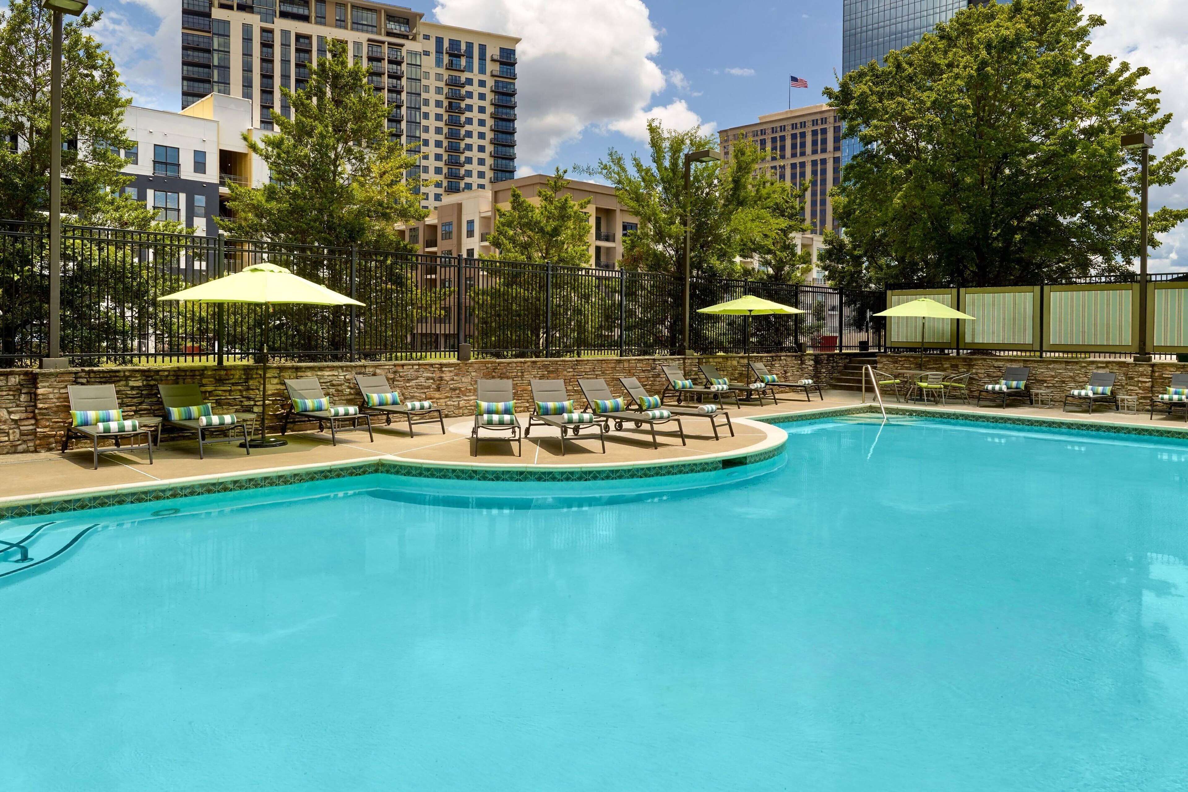 Photo - Wyndham Atlanta Buckhead Hotel & Conference Center