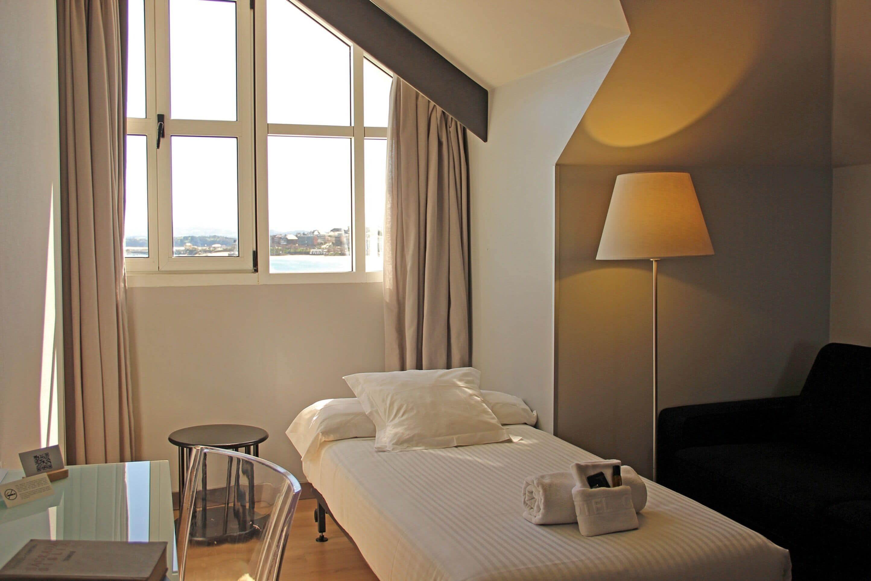 triple room, sea view (extra bed) | 1 bedroom, premium bedding, down duvets, pillow-top beds