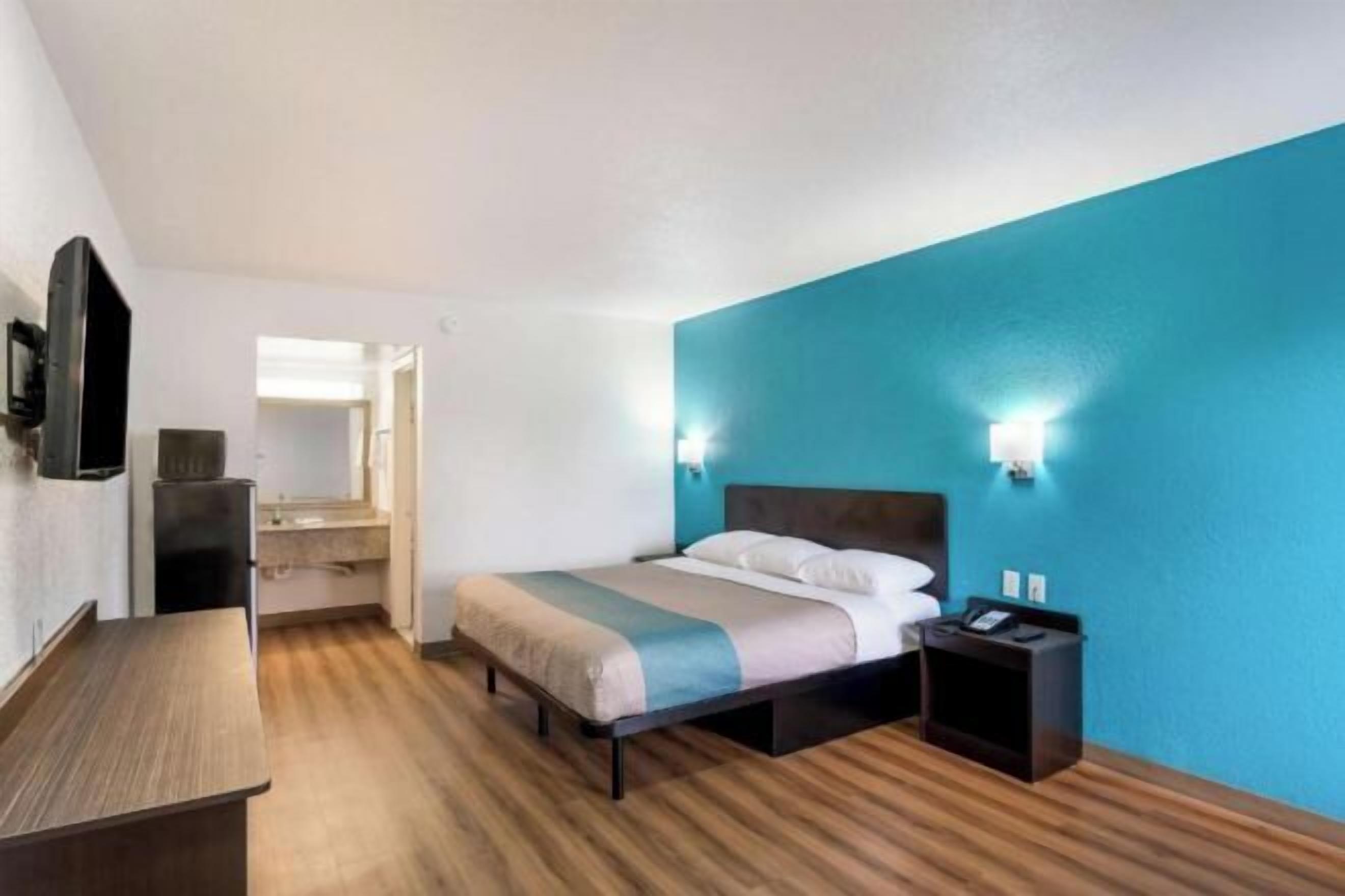 Bureau, Wi-Fi gratuit, draps fournis