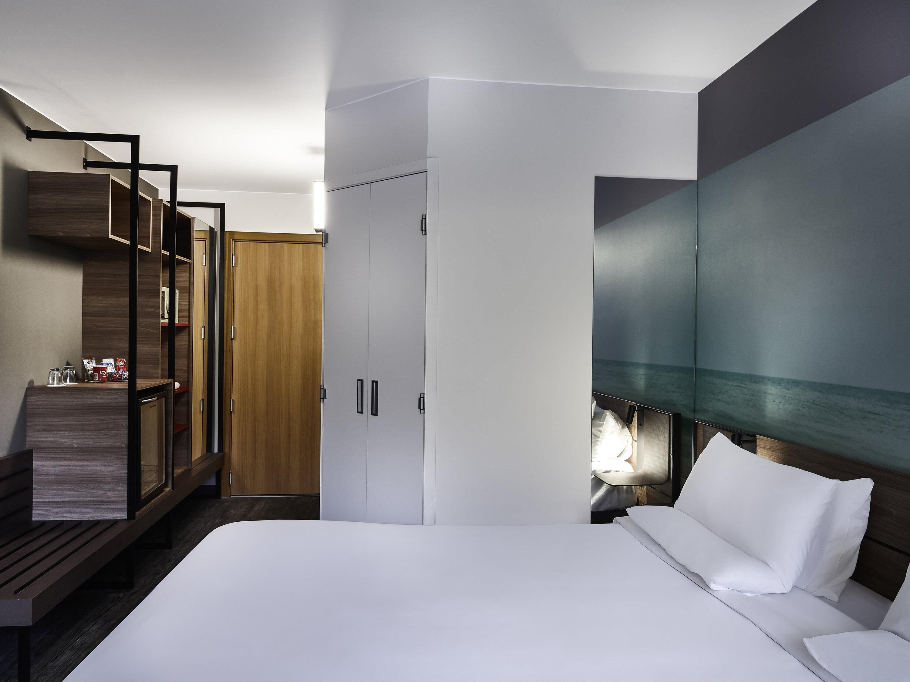 Literie hypoallergénique, minibar, coffres-forts dans les chambres