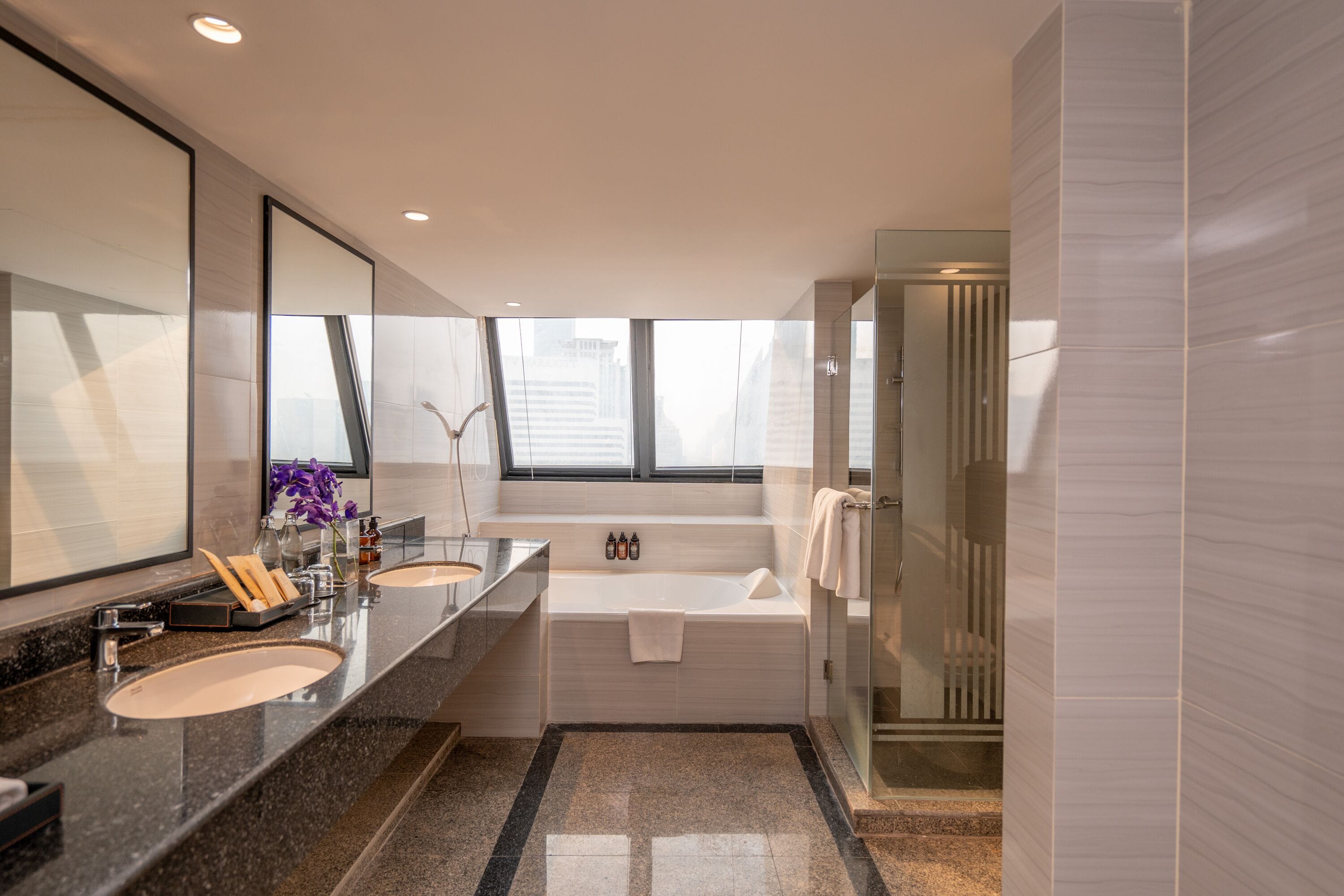 City Suite | King Bed | Bathroom | Free toiletries, hair dryer, bathrobes, slippers