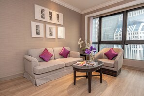 44-inch flat-screen TV with satellite channels, TV