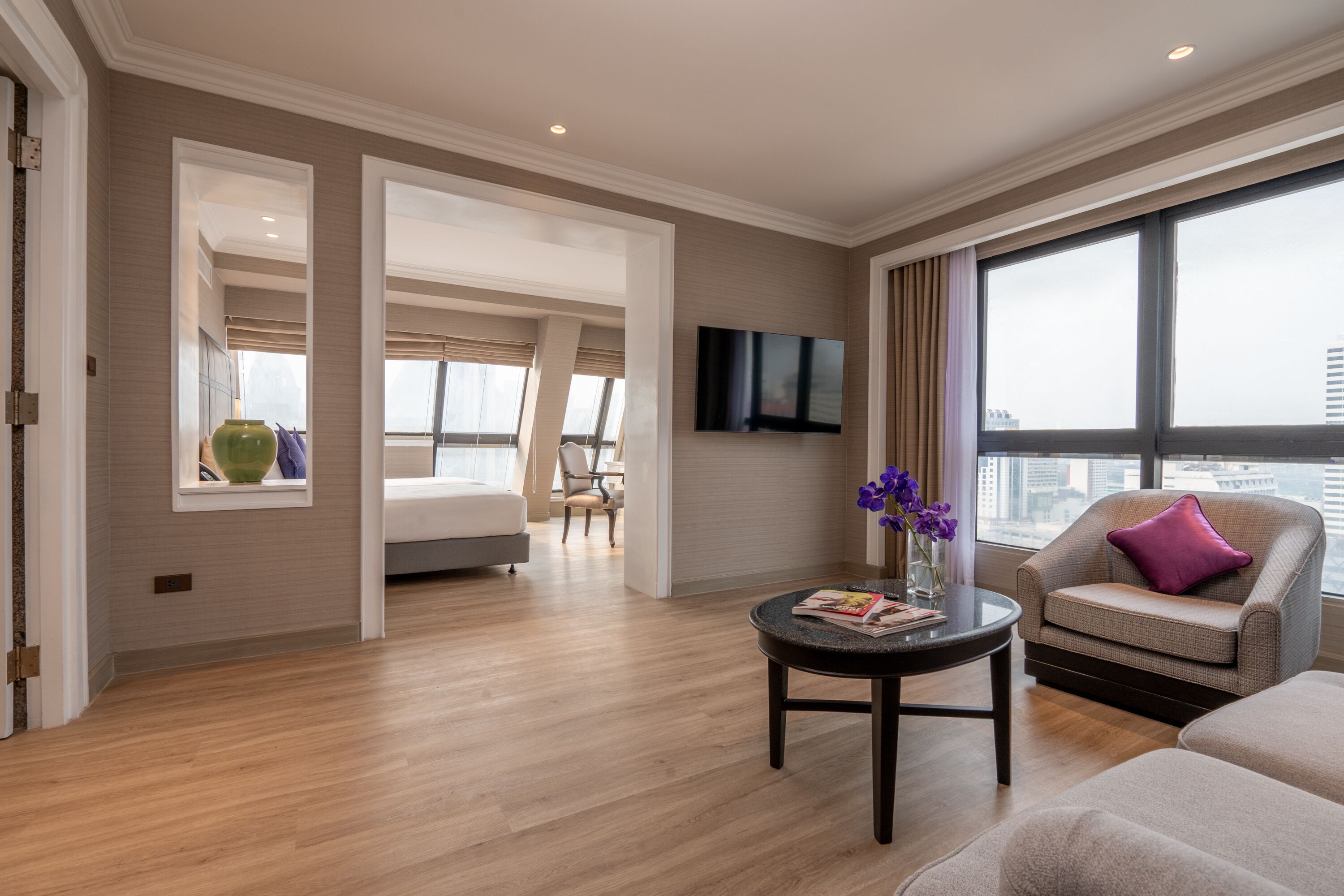 44-inch flat-screen TV with satellite channels, TV