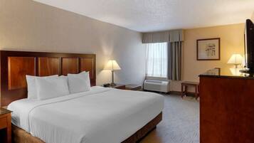 Zimmersafe, Schreibtisch, laptopgeeigneter Arbeitsplatz