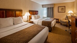 Caja de seguridad en la habitación y escritorio 