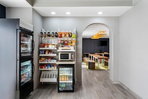 Snack bar