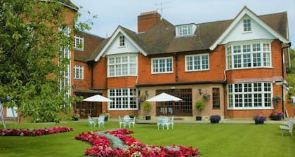 Grovefield House Hotel