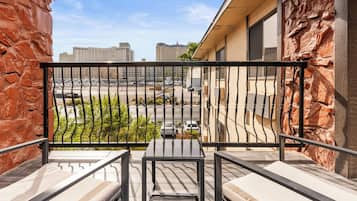 Suite, 1 King Bed, Balcony | Balcony view