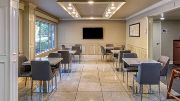 Desayuno buffet incluido