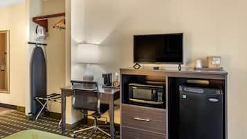 Desk, iron/ironing board, free WiFi, bed sheets