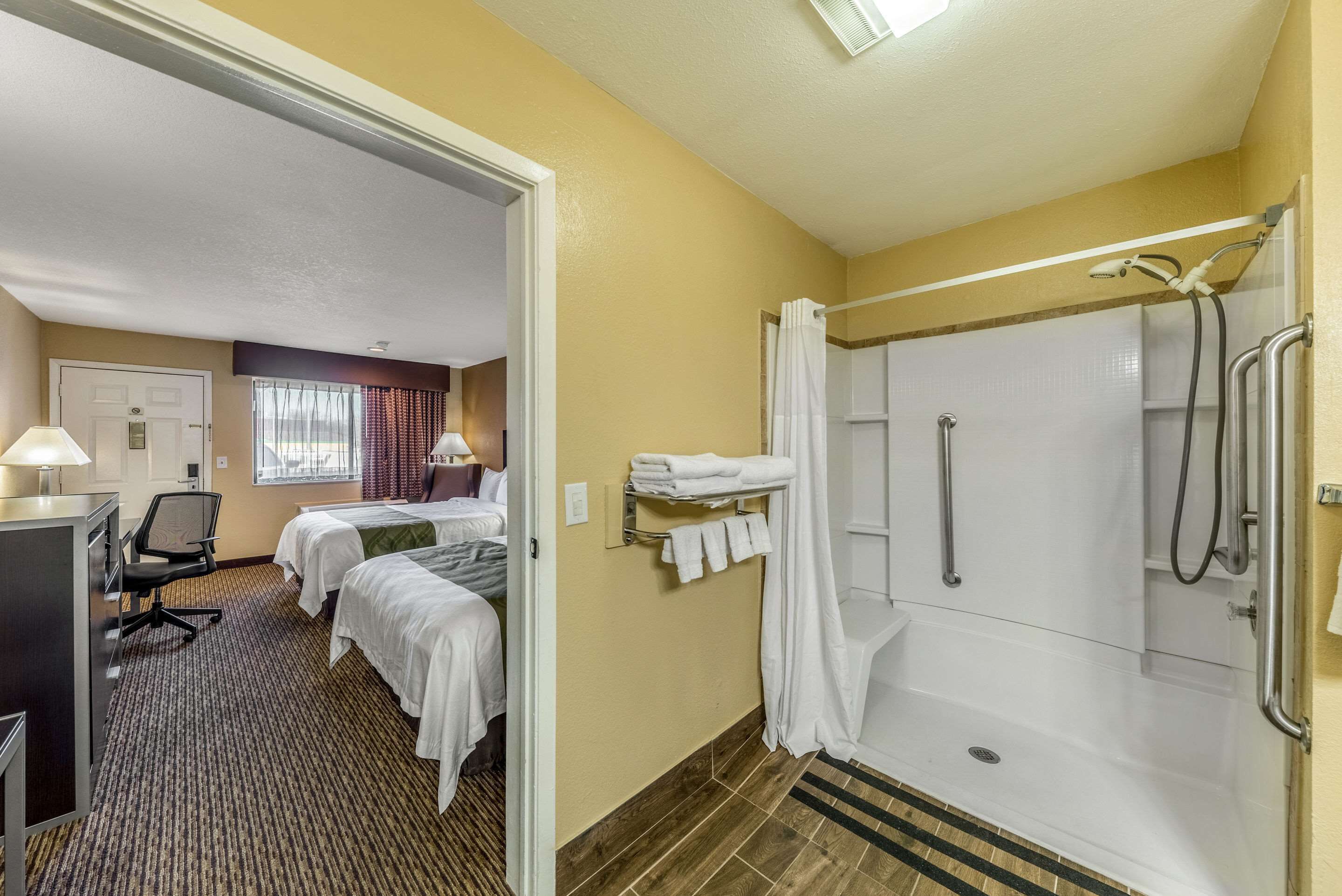 in-room safe, desk, iron/ironing board, free cots/infant beds