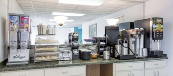 Howard Johnson by Wyndham Virginia Beach