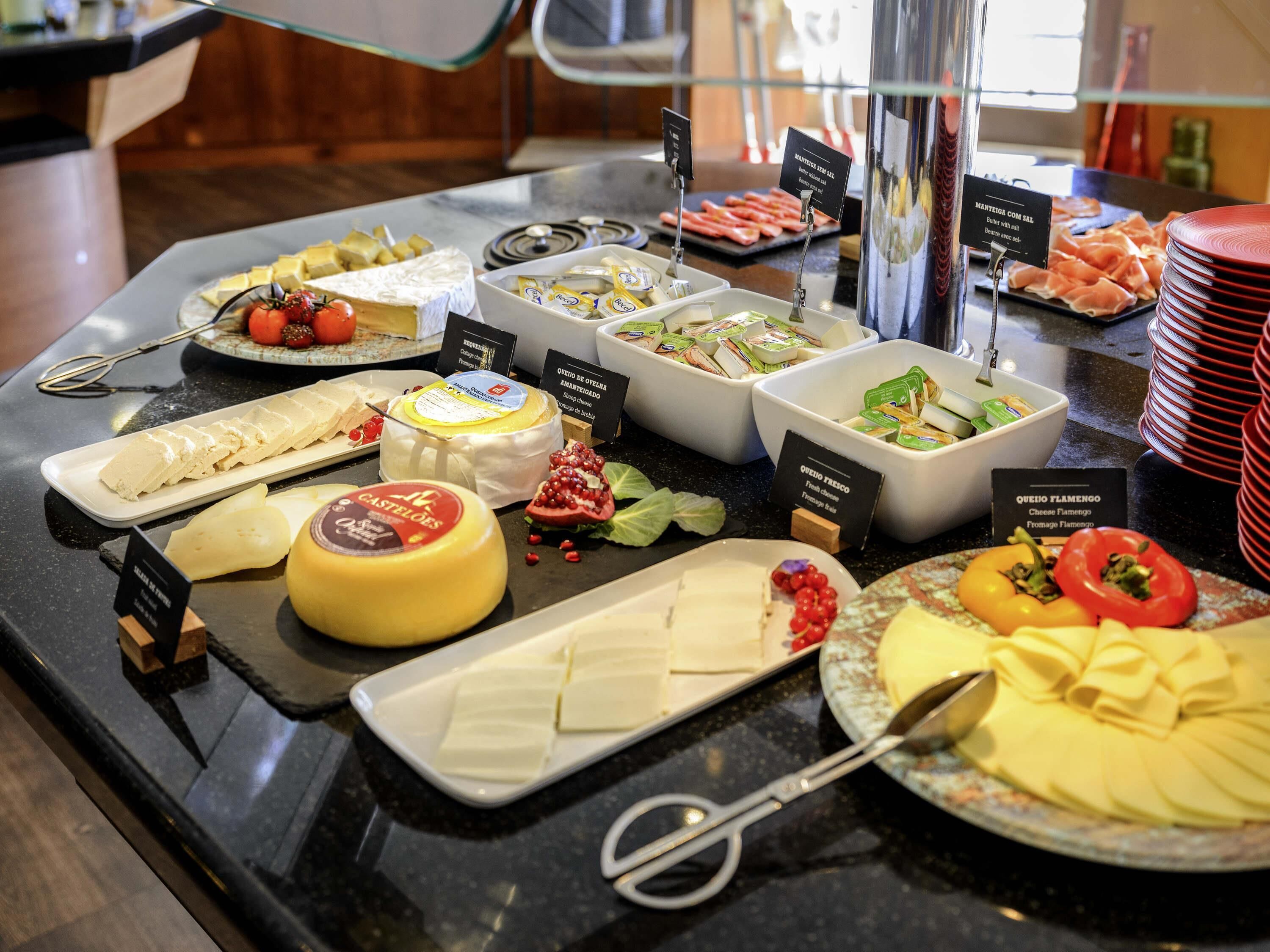 Daily buffet breakfast for a fee