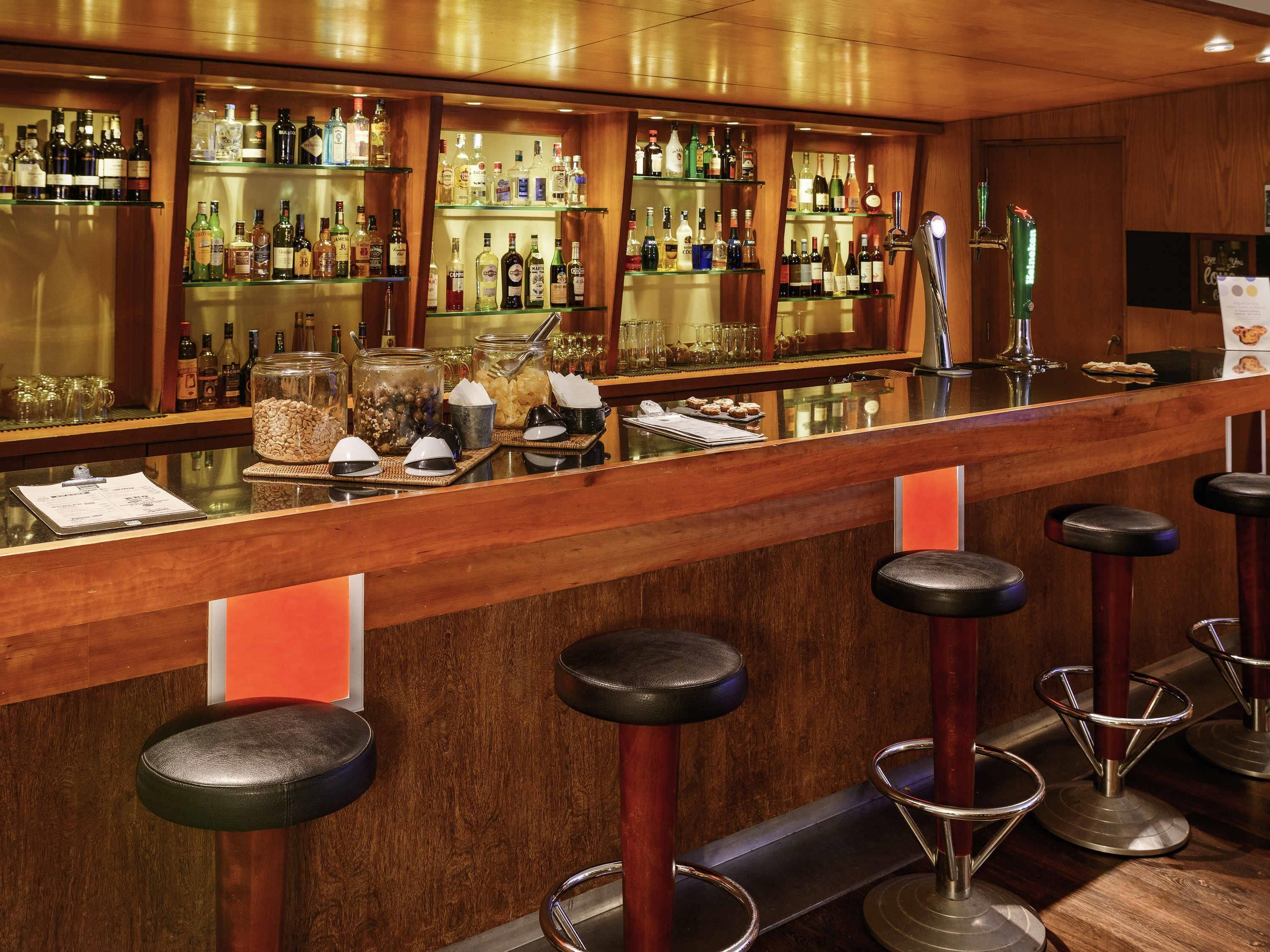 Bar (en el alojamiento)
