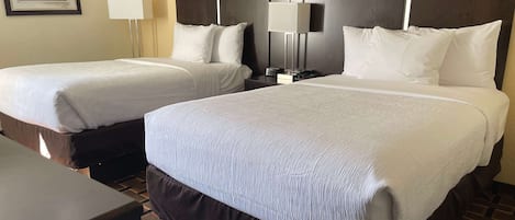 Premium bedding, in-room safe, laptop workspace, blackout curtains