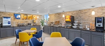 Comfort Inn Dunmore - Scranton East
