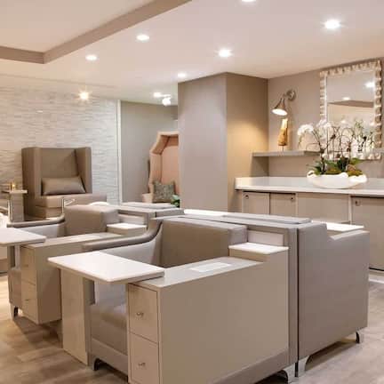 Couples treatment rooms, steam room, body treatments, hot stone massages