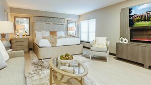 Executive Suite, 1 King Bed | 1 bedroom, minibar, in-room safe, desk