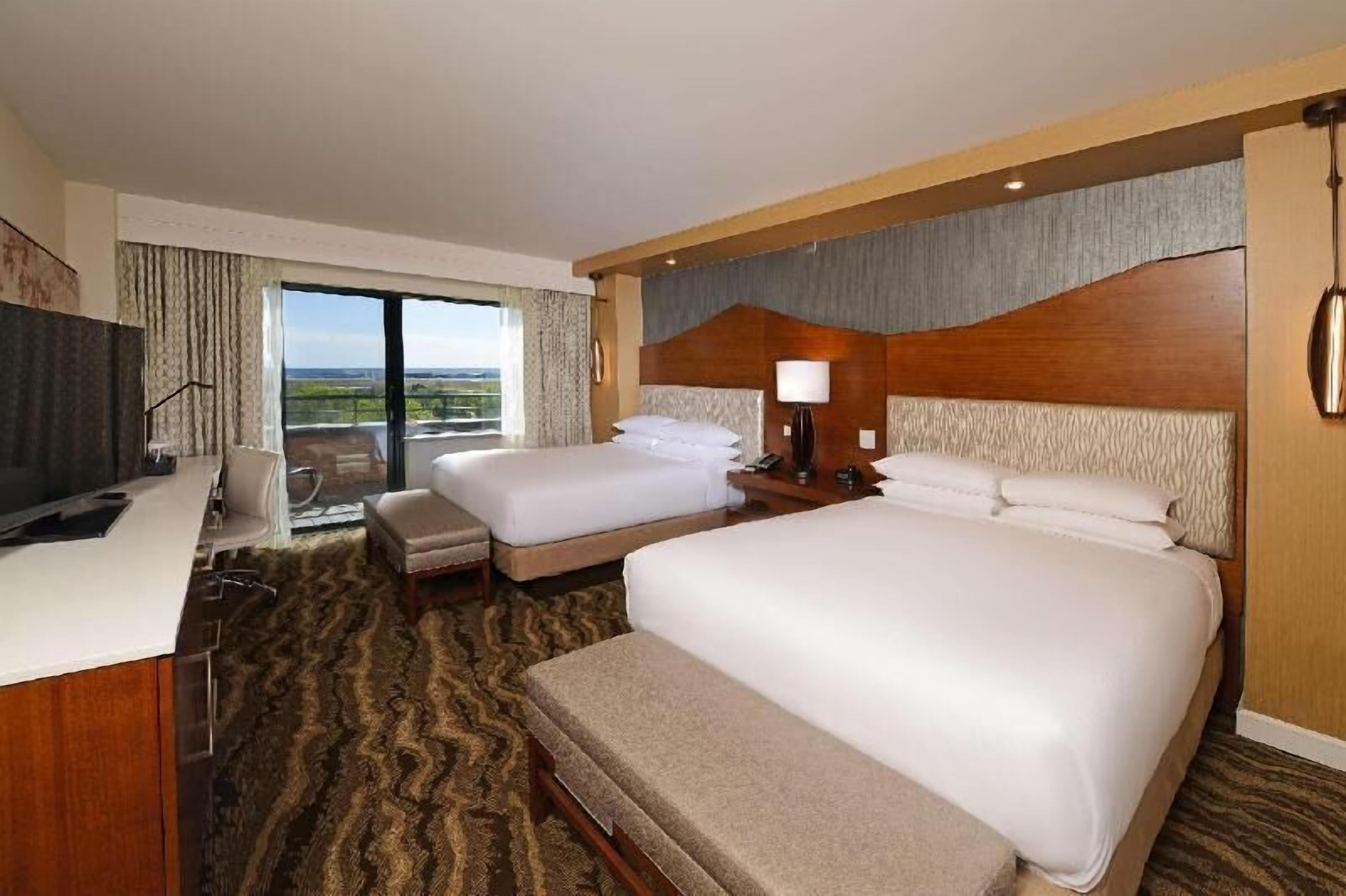 Egyptian cotton sheets, premium bedding, pillow-top beds, in-room safe