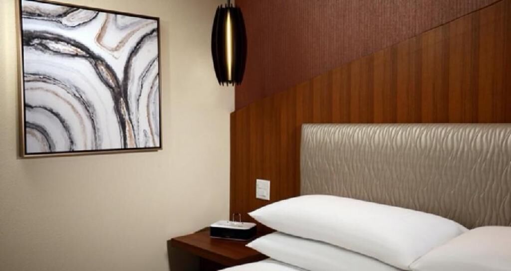 Egyptian cotton sheets, premium bedding, pillow-top beds, in-room safe