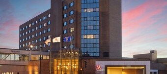 Oshkosh Marriott Waterfront Hotel & Convention Center