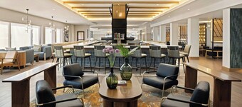 Oshkosh Marriott Waterfront Hotel & Convention Center