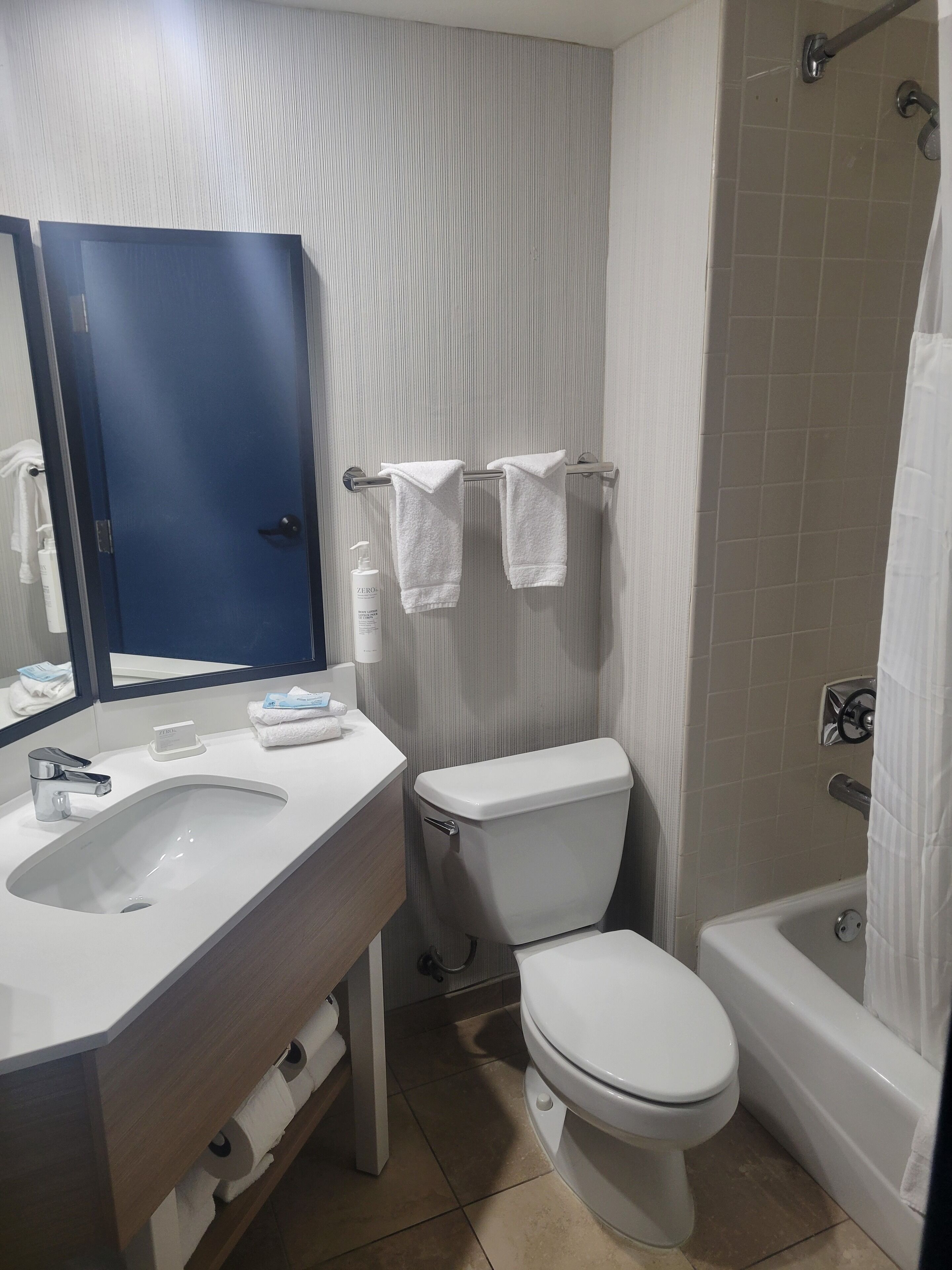 room, 1 king bed with sofa bed | bathroom | combined shower/bathtub, free toiletries, hair dryer, towels