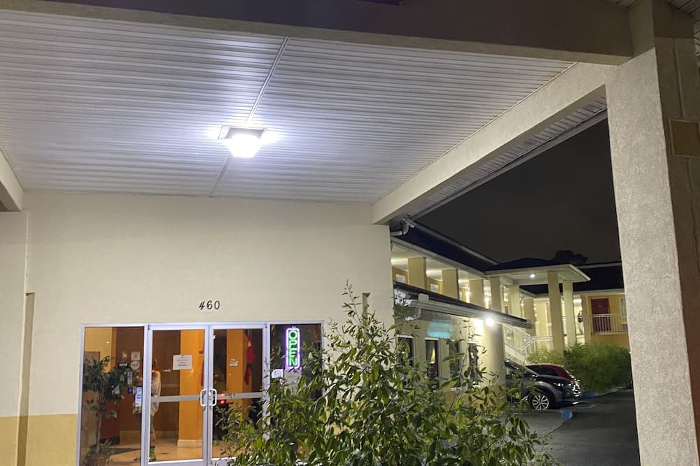 Jax Inn