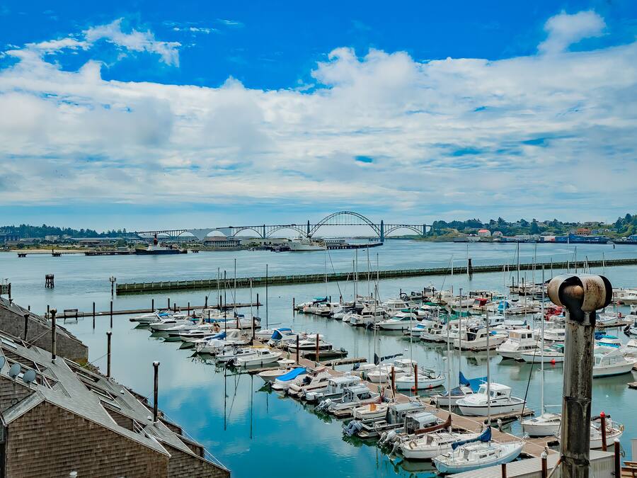 Deluxe Loft, 1 Queen Bed, Bay View | Marina