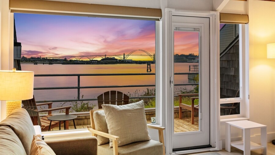 Embarcadero Resort Hotel & Marina