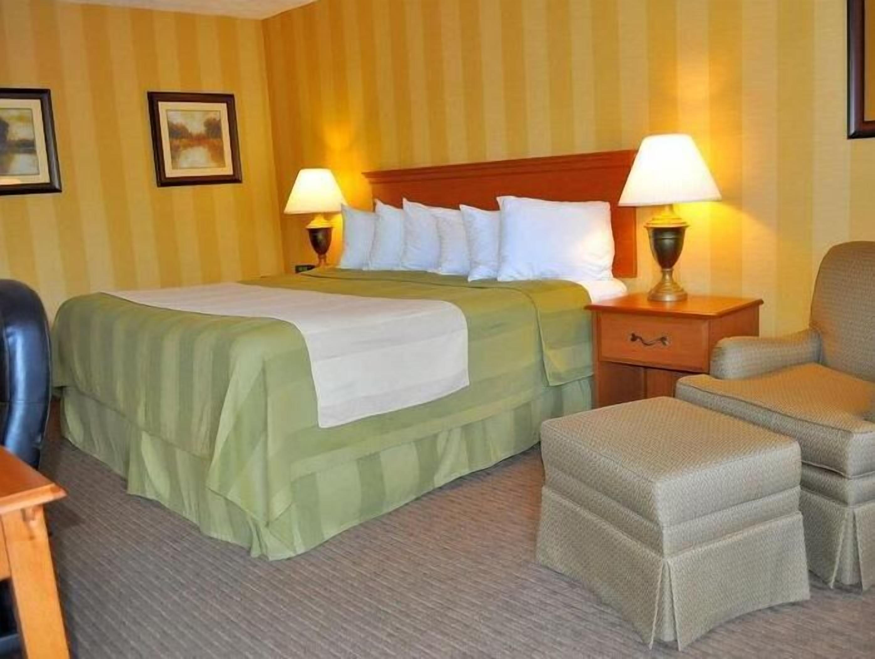 1 bedroom, premium bedding, in-room safe, individually decorated