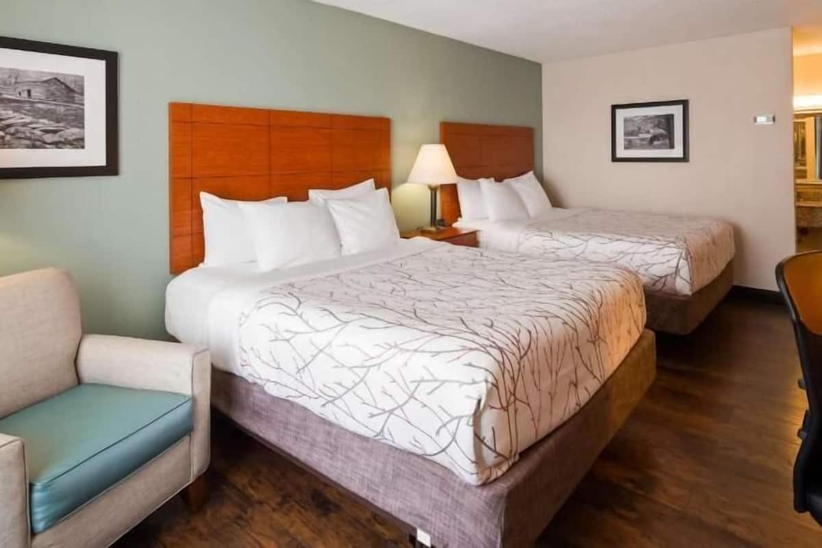 1 bedroom, premium bedding, in-room safe, individually decorated