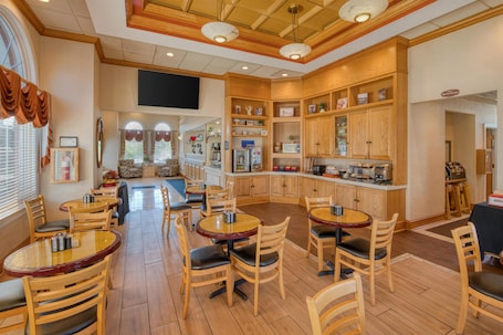 Free daily buffet breakfast . Best Western Fredericksburg