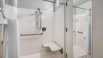 Standard Room, 1 King Bed, Accessible, Refrigerator & Microwave (Walk-in Shower;Pet Friendly) | Accessible bathroom