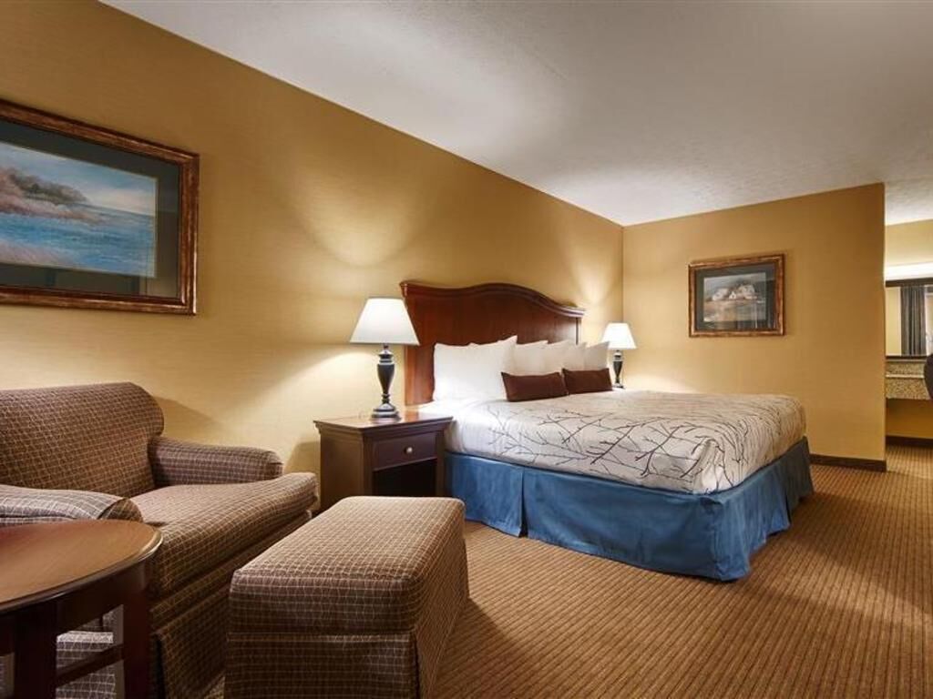 1 bedroom, premium bedding, in-room safe, individually decorated