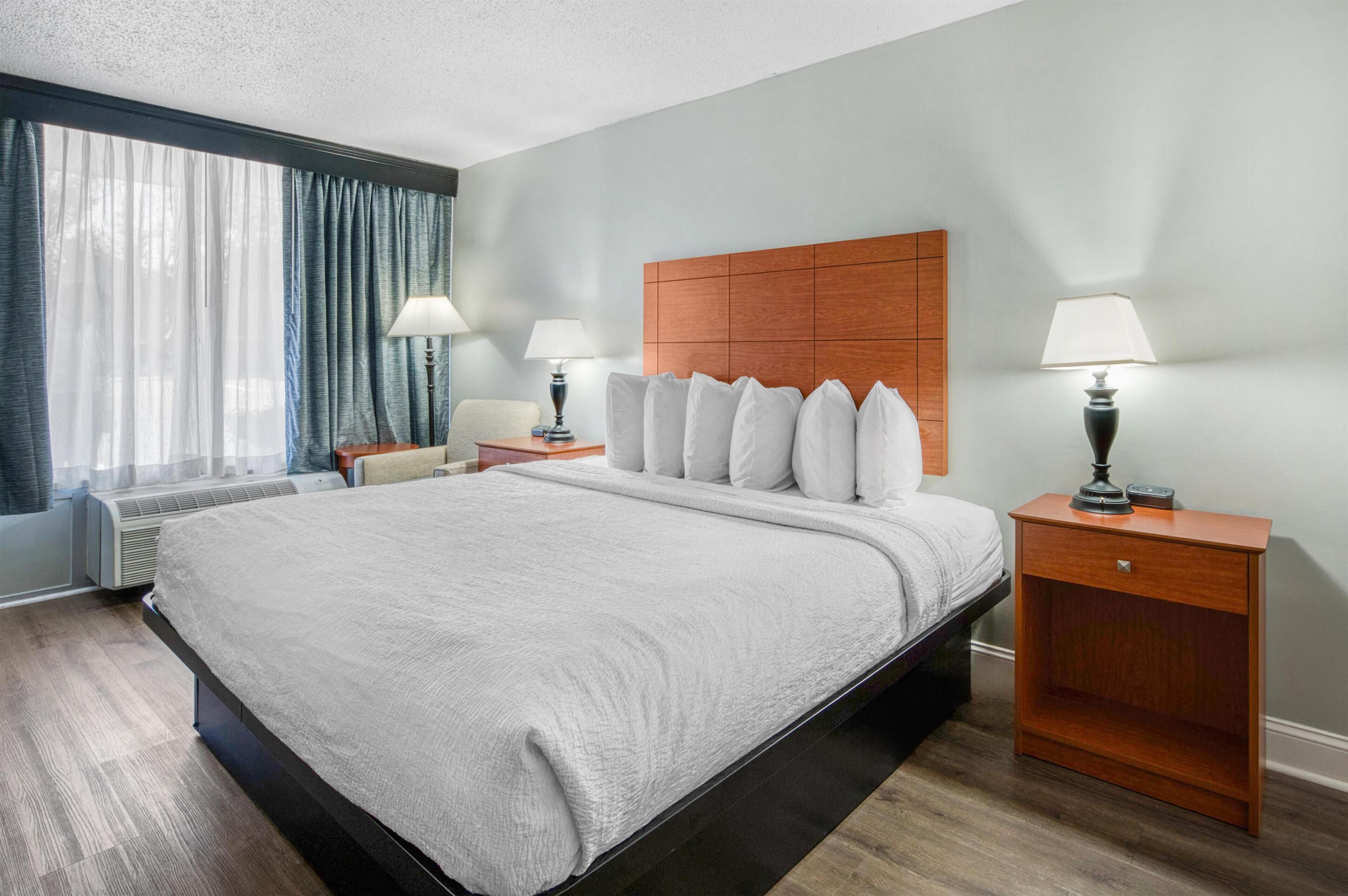 1 bedroom, premium bedding, in-room safe, individually decorated