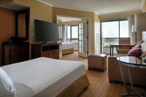 Family Suite, 1 Bedroom (Balcony) | Premium bedding, pillowtop beds, minibar, individually furnished